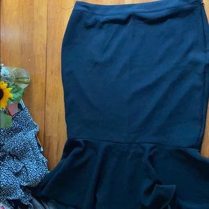 Mermaid fitted long skirt